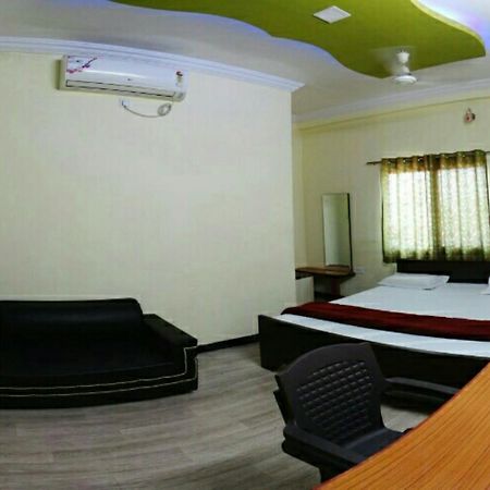 Ganga Palace Hotel Ujjain Eksteriør billede