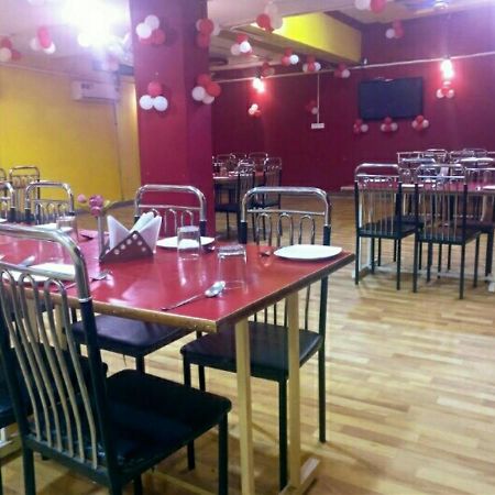 Ganga Palace Hotel Ujjain Eksteriør billede