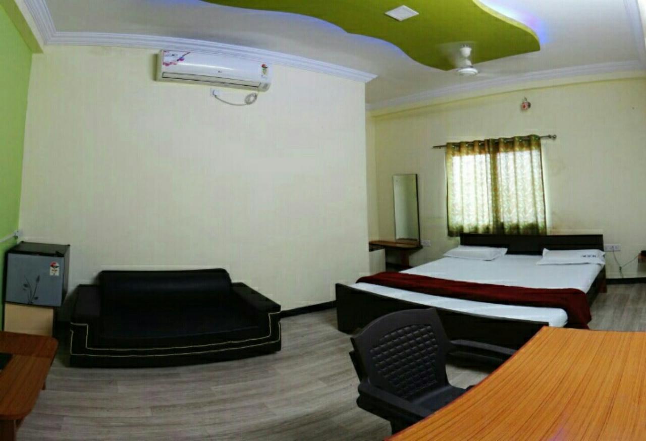 Ganga Palace Hotel Ujjain Eksteriør billede