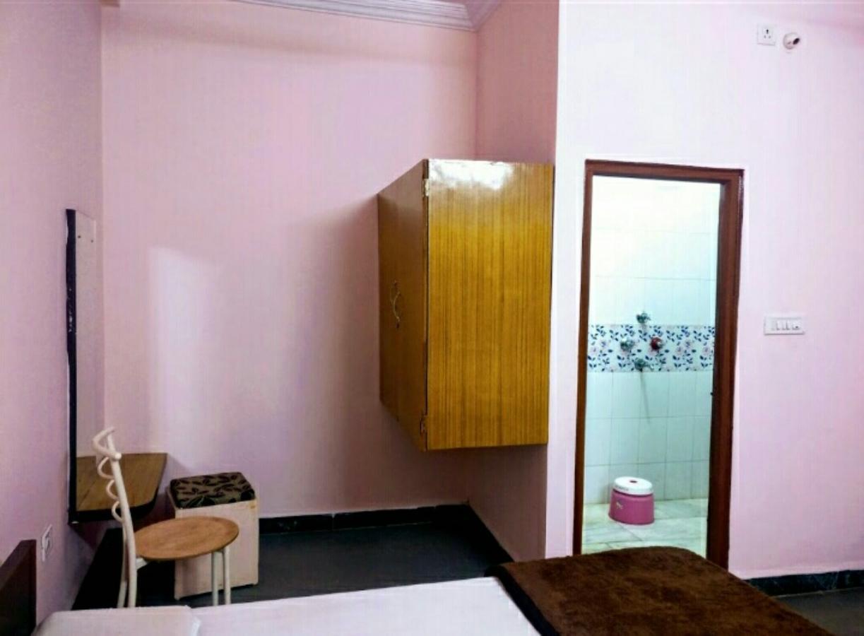 Ganga Palace Hotel Ujjain Eksteriør billede