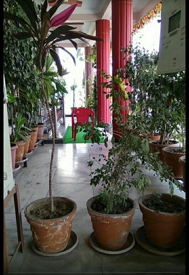 Ganga Palace Hotel Ujjain Eksteriør billede