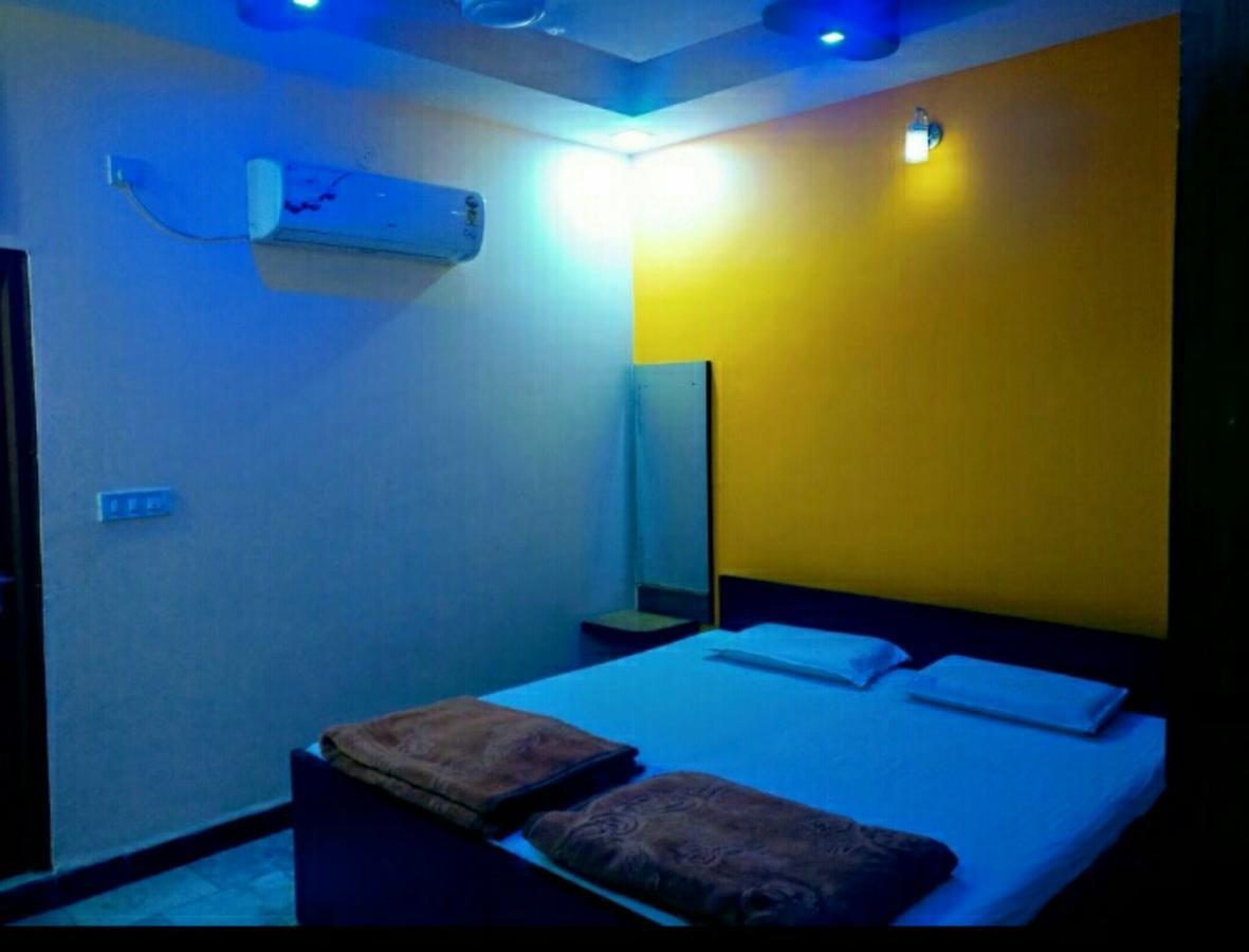 Ganga Palace Hotel Ujjain Eksteriør billede
