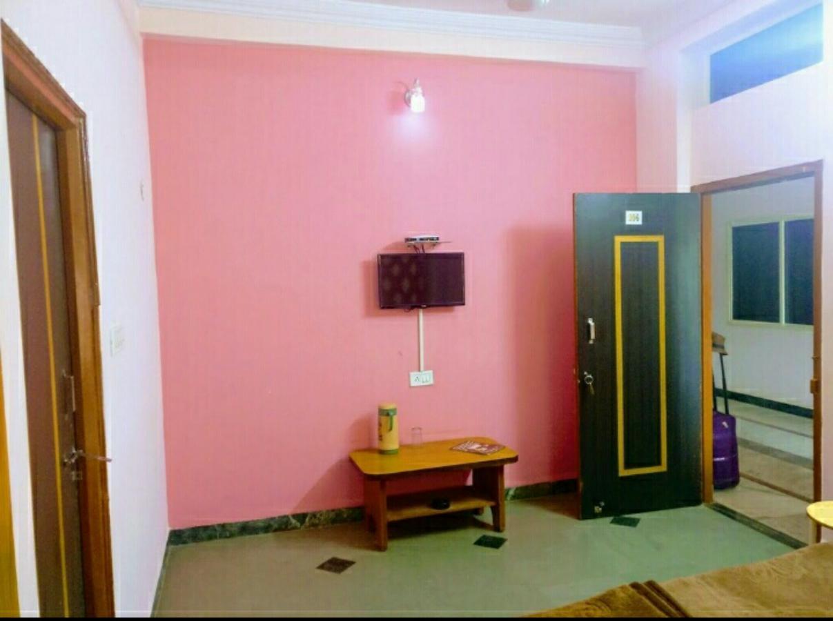 Ganga Palace Hotel Ujjain Eksteriør billede